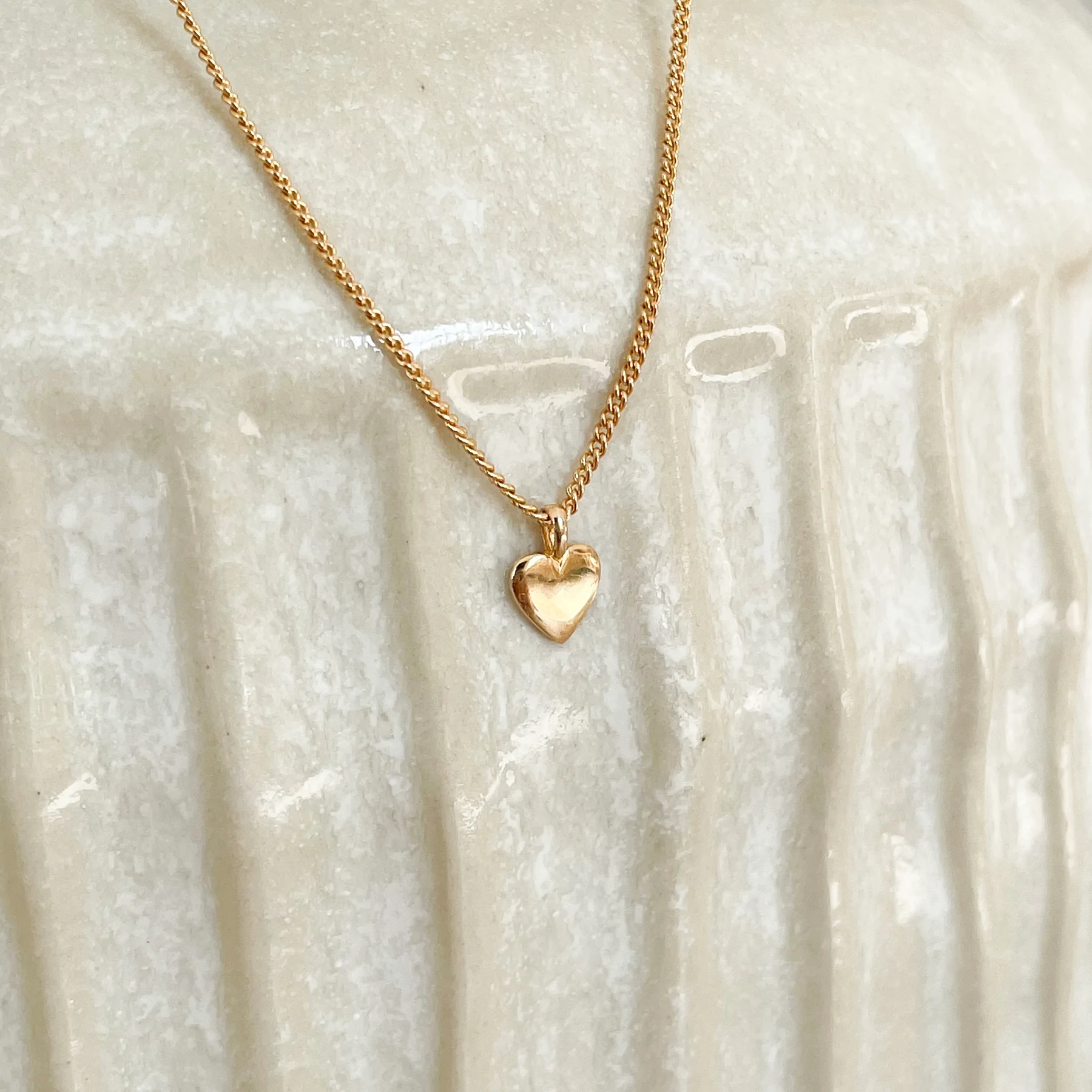 24Kae Gold Necklace with Small Heart