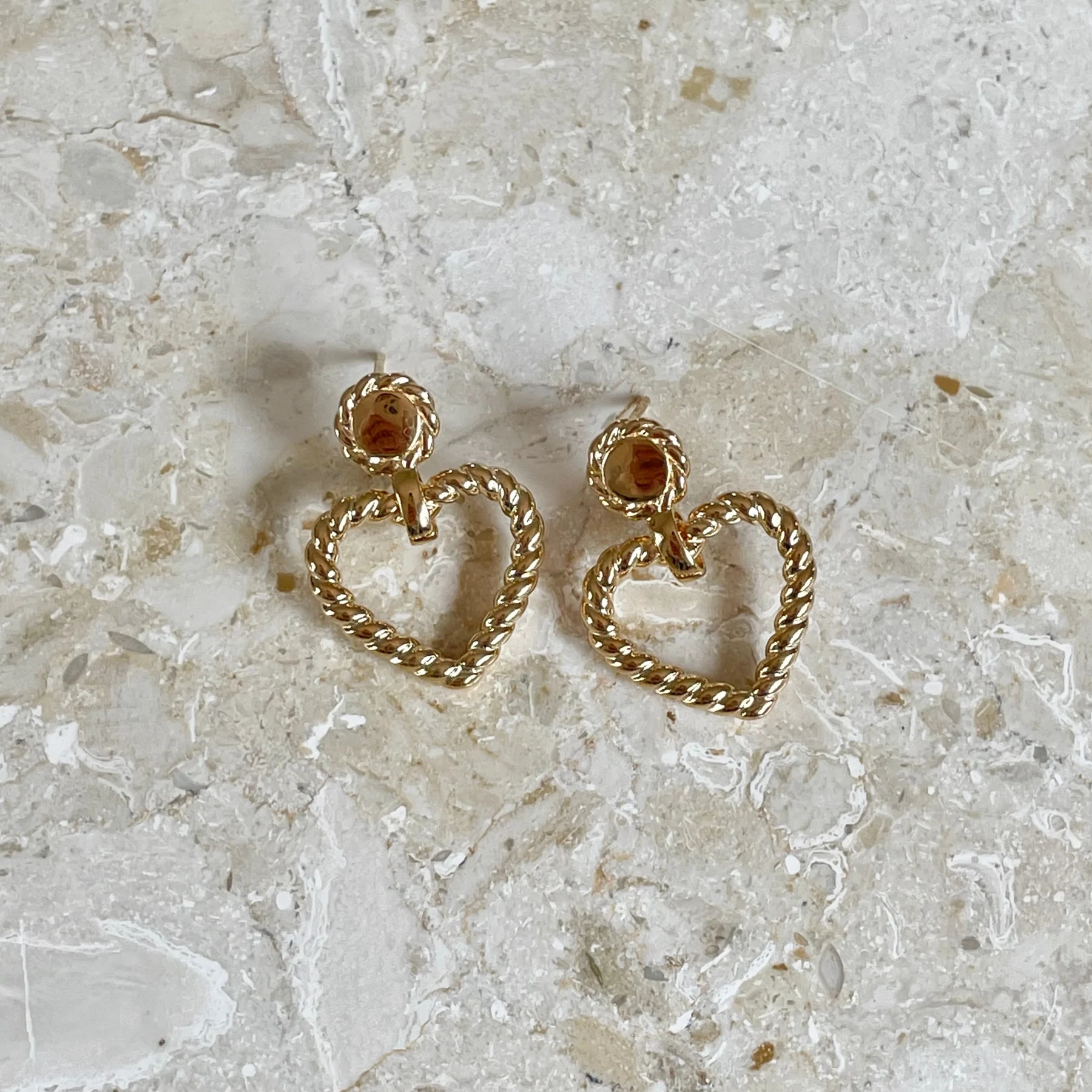24Kae Gold Rope Heart Stud Earrings